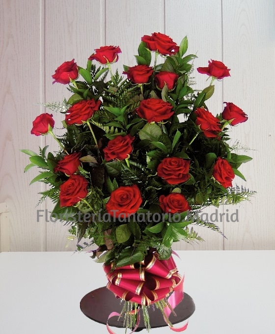 Envío urgente de ramo funerario de 18 rosas rojas